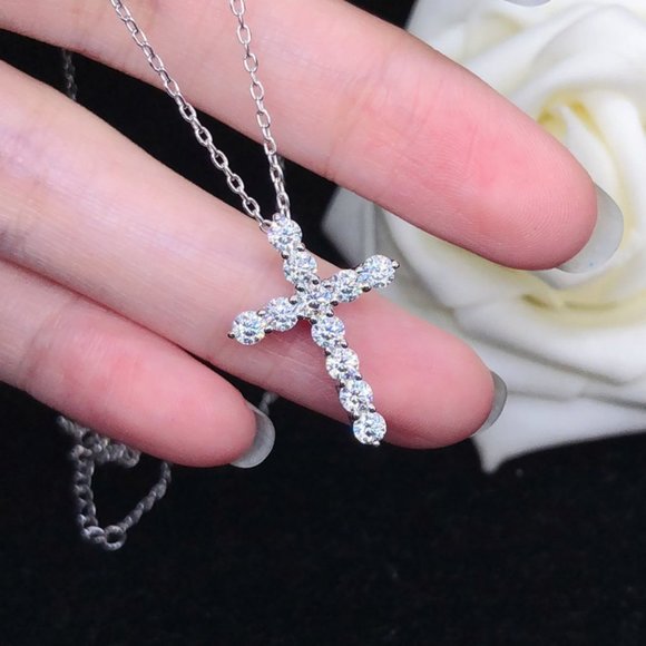 Certified 2.5mm Moissanite Diamond Cross Pendant Necklace NEW - Picture 3 of 15
